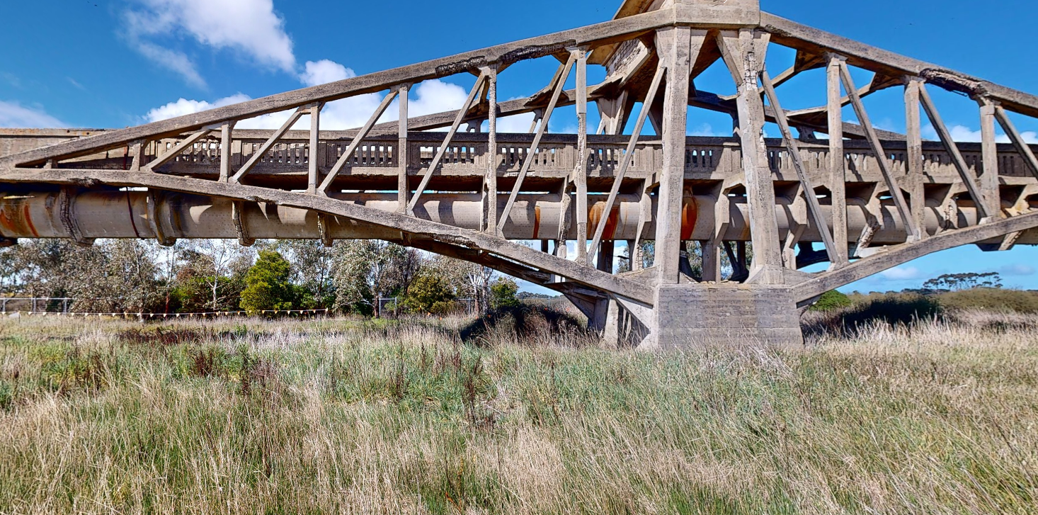 photo of aqueduct